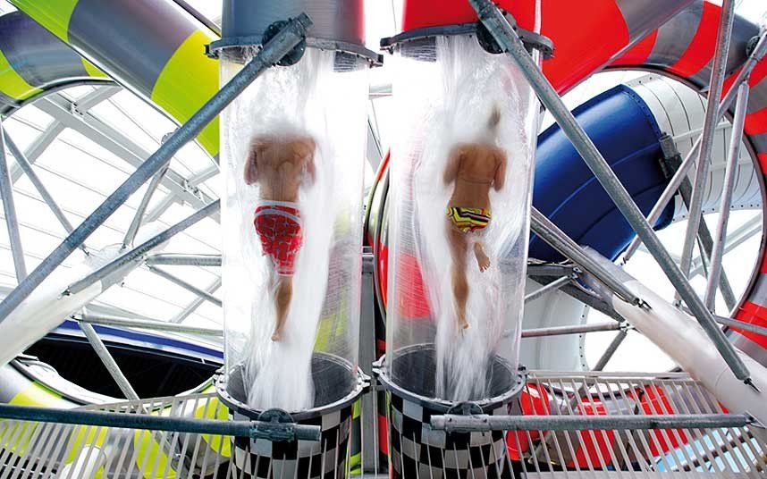 Βουτιές για... τολμηρά παιδιά - Οι πιο εντυπωσιακές νεροτσουλήθρες του κόσμου [εικόνες] | iefimerida.gr 1