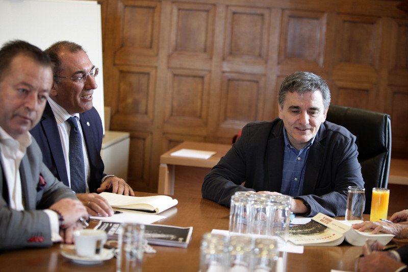 Τσακαλώτος-Αχτσιόγλου ενημερώνουν τους βουλευτές των ΑΝΕΛ για τη διαπραγμάτευση [εικόνες] | iefimerida.gr 3