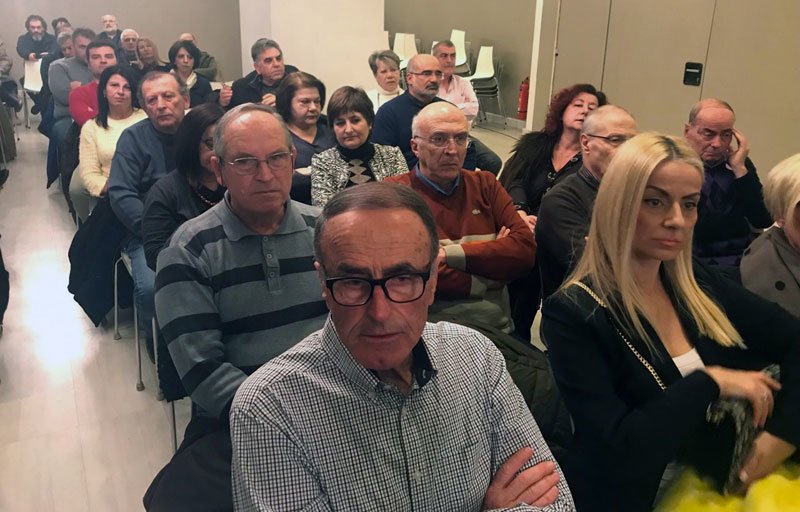 Μακεδονία: «Θερμή» υποδοχή σε Τζανακόπουλο & Τσακαλώτο -Μίλησαν υπό ισχυρό αστυνομικό κλοιό [βίντεο] | iefimerida.gr 3