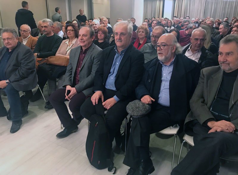 Μακεδονία: «Θερμή» υποδοχή σε Τζανακόπουλο & Τσακαλώτο -Μίλησαν υπό ισχυρό αστυνομικό κλοιό [βίντεο] | iefimerida.gr 2