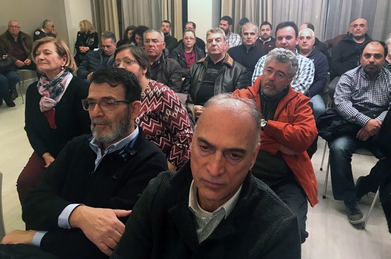 Μακεδονία: «Θερμή» υποδοχή σε Τζανακόπουλο & Τσακαλώτο -Μίλησαν υπό ισχυρό αστυνομικό κλοιό [βίντεο] | iefimerida.gr 0