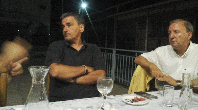 Δείτε τον Ευκλείδη Τσακαλώτο στις διακοπές του στην Πρέβεζα [εικόνες] | iefimerida.gr 0