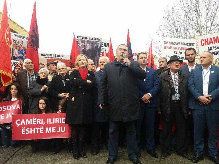 Προκαλούν οι Τσάμηδες της Αλβανίας -Ο «Κοτζιάς-Γκαίμπελς» και η «γενοκτονία»! [εικόνες] | iefimerida.gr 4