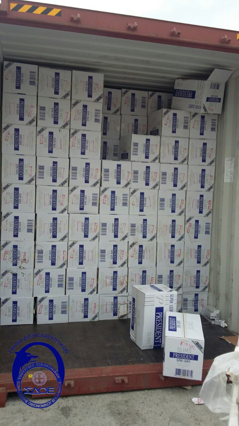 Ο Diablo, ο σκύλος του ΣΔΟΕ ξετρύπωσε 12.500.000 τεμάχια λαθραία τσιγάρα [εικόνες] | iefimerida.gr 0