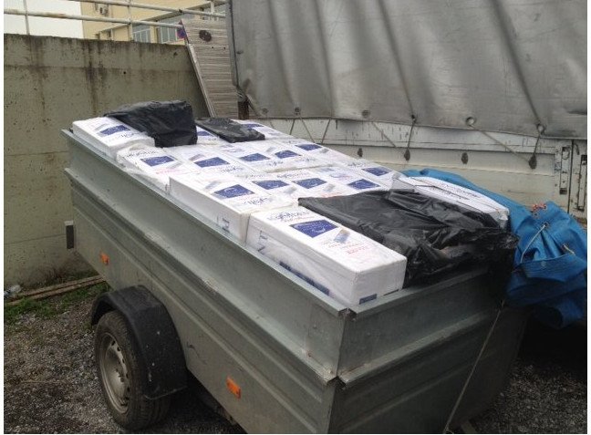 Κατασχέθηκε ποσότητα-μαμούθ λαθραίων τσιγάρων: Συμμορία ομογενών με 240.000 πακέτα [βίντεο & εικόνες] | iefimerida.gr 1