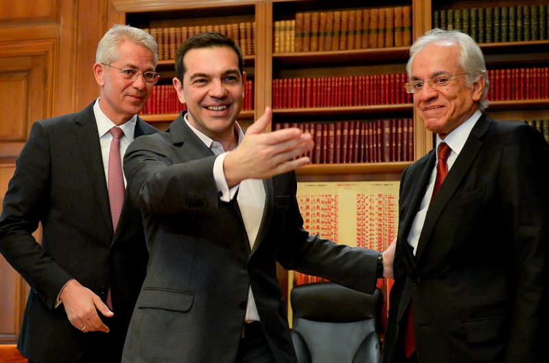 Τσίπρας σε εκπροσώπους Fraport: Στέλνετε σημαντικό μήνυμα με την επένδυση 1,2 δισ. ευρώ [εικόνες] | iefimerida.gr 3