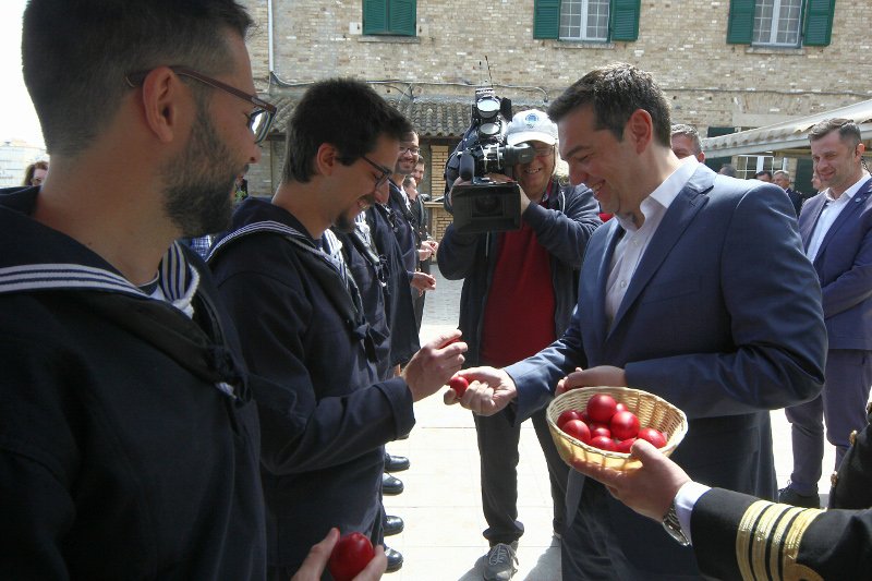 Στον Ναυτικό Σταθμό Κέρκυρας ο Τσίπρας: Ολοι μαζί μπορούμε να κρατήσουμε τη χώρα όρθια [εικόνες] | iefimerida.gr 1