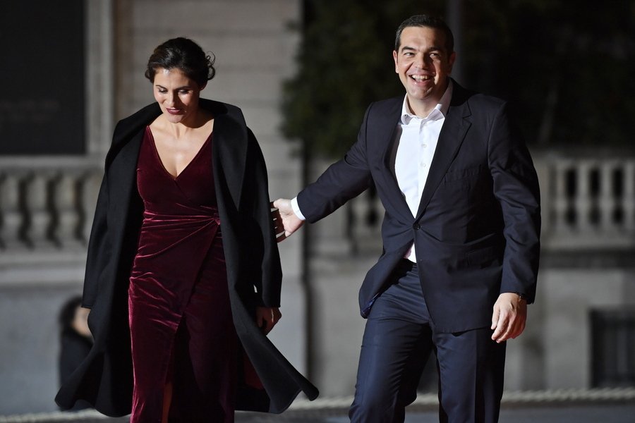 Ο Αλέξης Τσίπρας με την Μπέττυ Μπαζιάνα