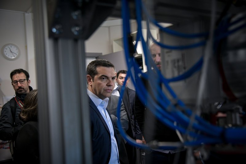 Στην Τesla, στον «Δημόκριτο», ο Αλέξης Τσίπρας [εικόνες & βίντεο] | iefimerida.gr 4