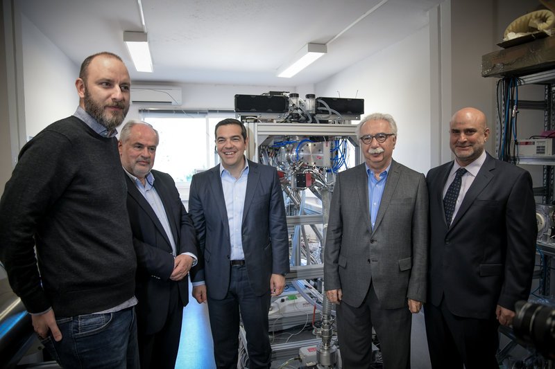 Στην Τesla, στον «Δημόκριτο», ο Αλέξης Τσίπρας [εικόνες & βίντεο] | iefimerida.gr 0