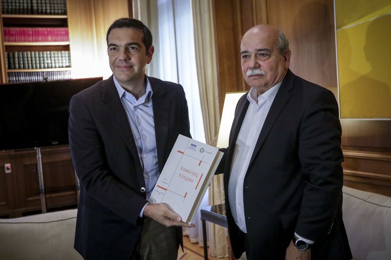 «Ημέρα με ιδιαίτερο ιστορικό συμβολισμό» χαρακτήρισε τη σημερινή ο πρωθυπουργός