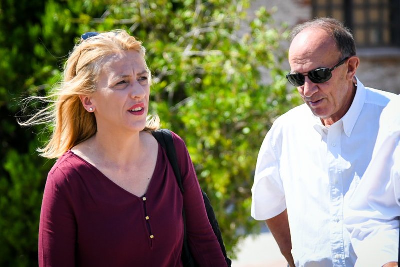 Σύσκεψη υπό τον Τσίπρα στο Λαύριο για τις φονικές φωτιές στο Μάτι -Ποιοι συμμετέχουν [εικόνες] | iefimerida.gr 3