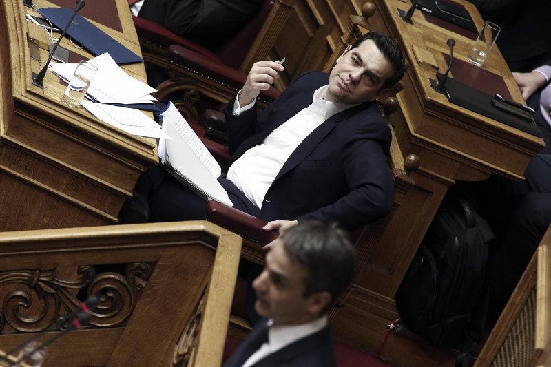Καρέ-καρέ τα νεύρα του Τσίπρα με τις αλήθειες του Μητσοτάκη [εικόνες] | iefimerida.gr 18
