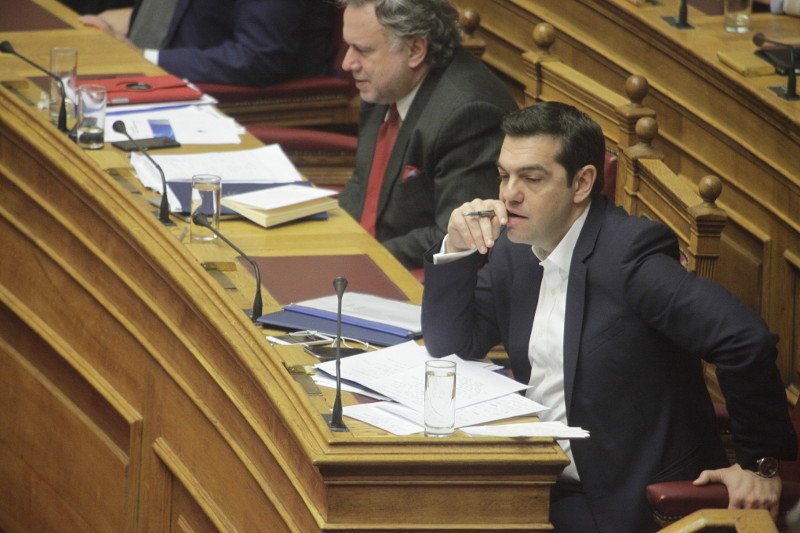 Καρέ-καρέ τα νεύρα του Τσίπρα με τις αλήθειες του Μητσοτάκη [εικόνες] | iefimerida.gr 21