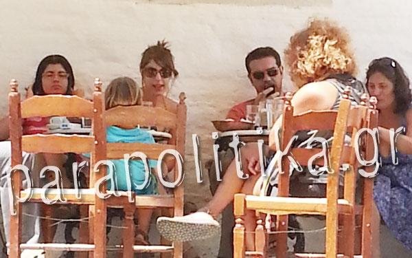 Ο Αλέξης Τσίπρας πίνει μπύρες στην Νάξο [εικόνα] | iefimerida.gr 0