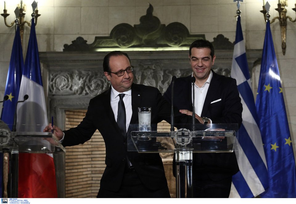 Το αίνιγμα με τις σημαίες -Γιατί στη συνάντηση Τσίπρα-Ερντογάν υπήρχαν μόνο τουρκικές [εικόνες] | iefimerida.gr 5