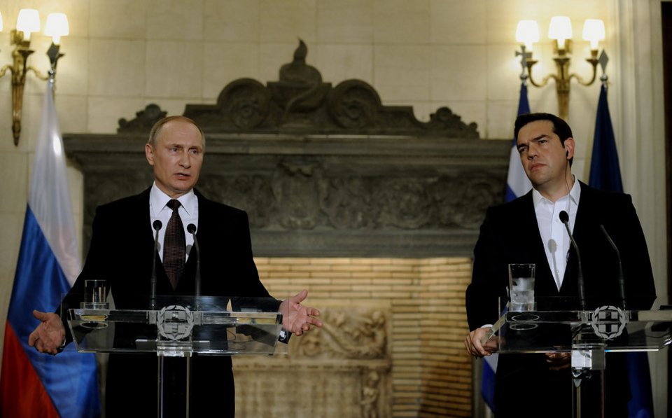 Το αίνιγμα με τις σημαίες -Γιατί στη συνάντηση Τσίπρα-Ερντογάν υπήρχαν μόνο τουρκικές [εικόνες] | iefimerida.gr 8