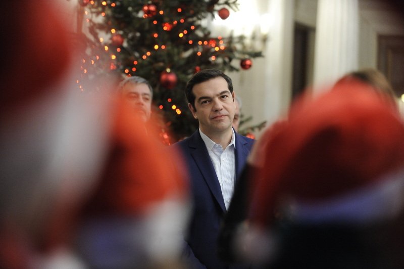 Το Μουσικό Σχολείο Αθηνών είπε τα κάλαντα στον Τσίπρα -Αλλά κάτι δεν του άρεσε [εικόνες] | iefimerida.gr 0