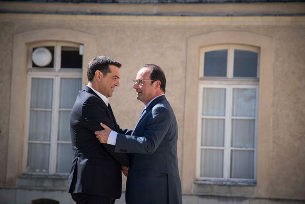 O Tσίπρας ανάμεσα σε σοσιαλιστές [εικόνες] | iefimerida.gr 3