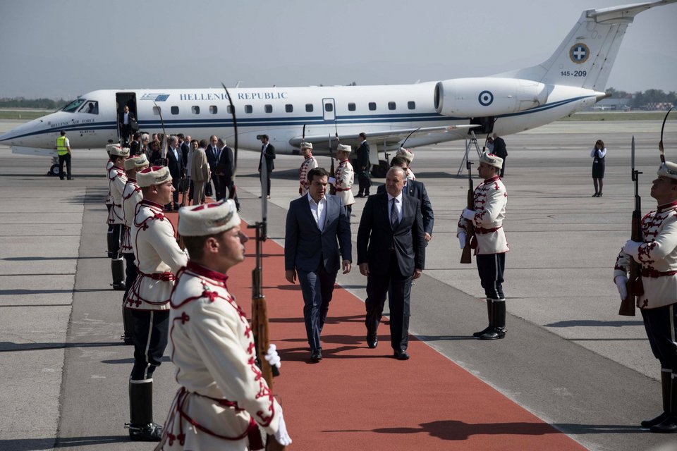 Τετ α τετ Τσίπρα με τον Βούλγαρο πρωθυπουργό στη Σόφια [εικόνες] | iefimerida.gr 2