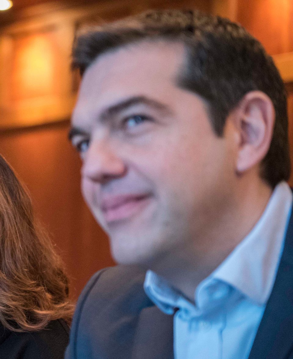 Γκρίζαραν τα μαλλιά του Τσίπρα σε 3 μήνες [εικόνες] | iefimerida.gr 9