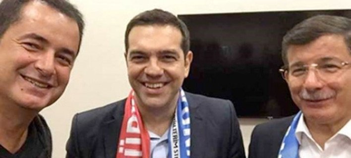 Μαξίμου: Οντως ο Τούρκος ζήτησε τηλεοπτική άδεια – Τι του απάντησε ο Αλέξης Τσίπρας | iefimerida.gr 1