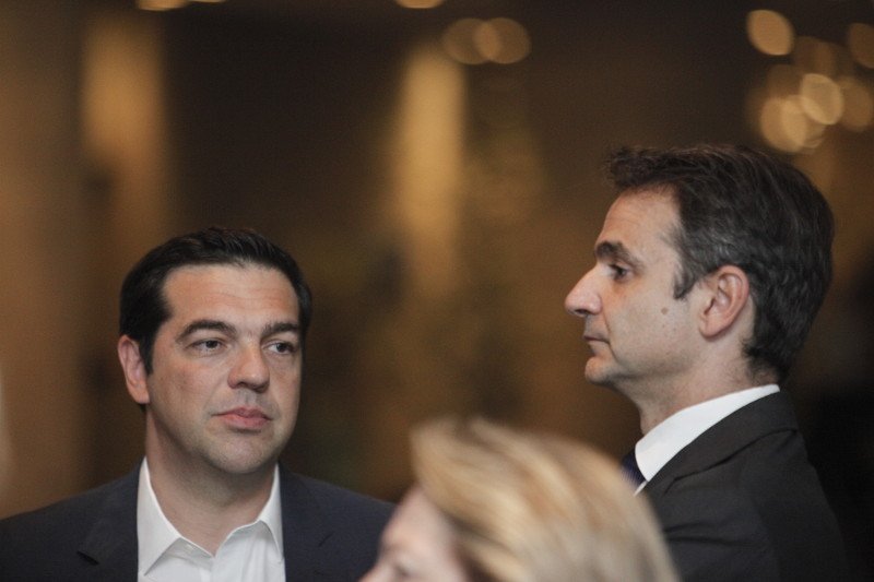 Το σκυθρωπό τετ α τετ Τσίπρα-Μητσοτάκη στο μουσείο της Ακρόπολης [εικόνες] | iefimerida.gr 1