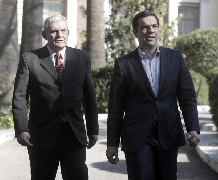 Γεύμα κορυφής με Τσίπρα και Σαμαρά στην Προεδρία [εικόνες] | iefimerida.gr 2