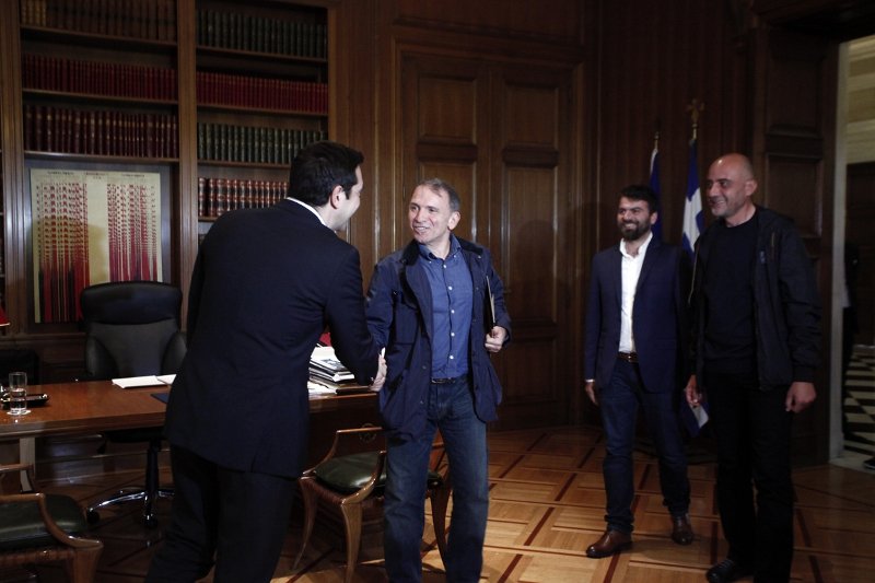 Ο Τσίπρας δέχθηκε τους βραβευμένους με Πούλιτζερ φωτορεπόρτερ [εικόνες] | iefimerida.gr 2