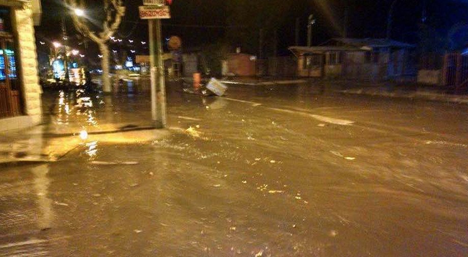 Κύματα ύψους 4,5 μέτρων χτύπησαν τη Χιλή μετά το σεισμό «τέρας» των 8,3 Ρίχτερ [εικόνες & βίντεο] | iefimerida.gr 5