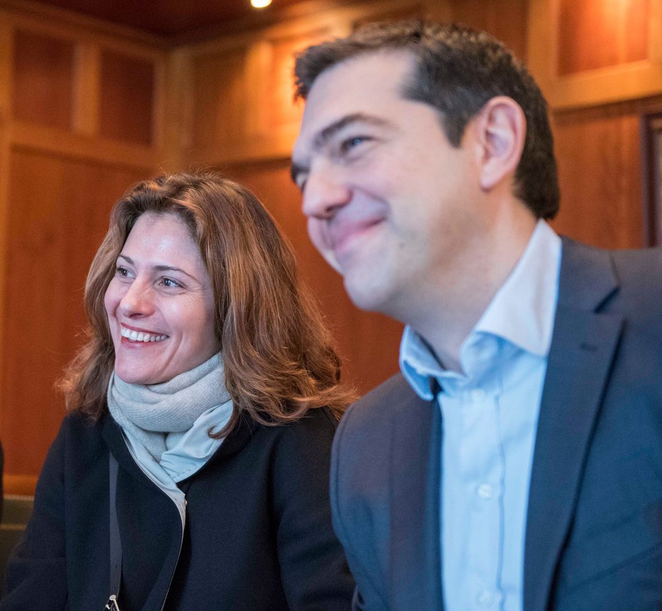 Γκρίζαραν τα μαλλιά του Τσίπρα σε 3 μήνες [εικόνες] | iefimerida.gr 8