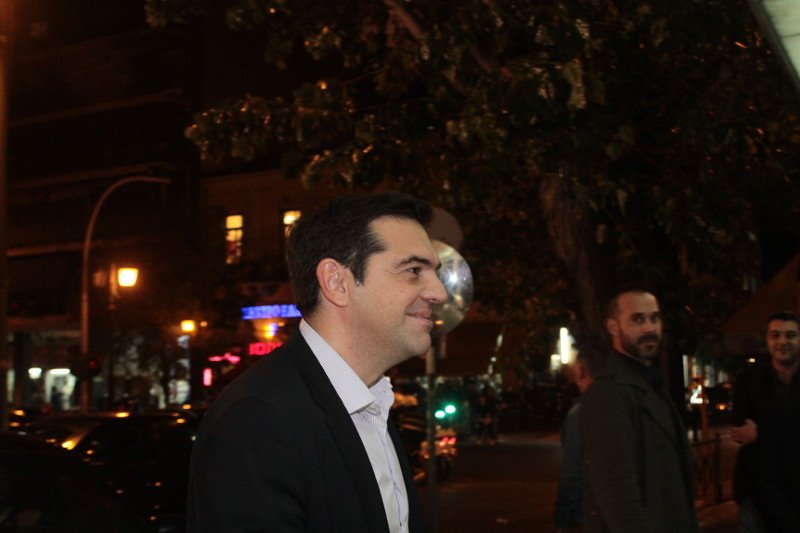 Φίλης -Τσίπρας ήρθαν για πρώτη φορά πρόσωπο με πρόσωπο  μετά τον ανασχηματισμό [εικόνες] | iefimerida.gr 0