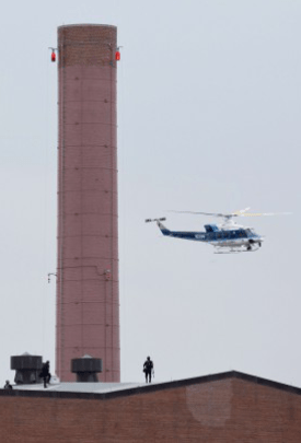 Συναγερμός σε βάση του Ναυτικού στην Ουάσιγκτον – 12 νεκροί, αρκετοί τραυματίες από πυρά αγνώστων [εικόνες] | iefimerida.gr 3
