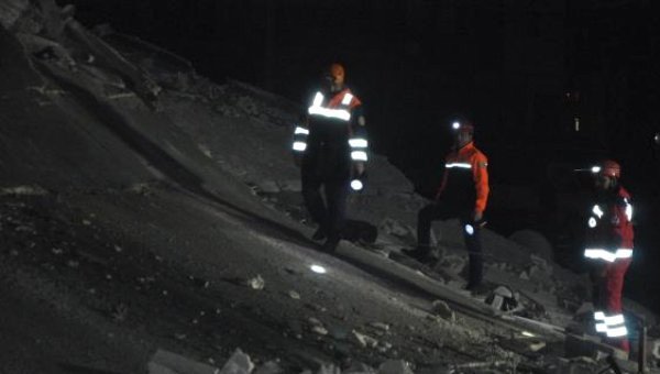 Κατέρρευσε επταώροφο κτίριο στην Τουρκία -Δεκάδες εγκλωβισμένοι [εικόνα]  | iefimerida.gr 0