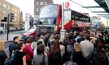 Κυκλοφοριακό χάος στο Λονδίνο, λόγω της απεργίας του υπόγειου σιδηρόδρομου [εικόνες] | iefimerida.gr 2