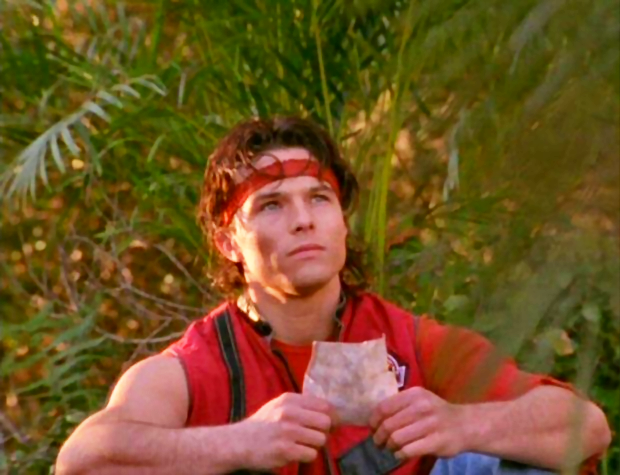 Χολιγουντιανός ηθοποιός σκότωσε με σπαθί τον συγκάτοικό του [εικόνες & βίντεο] | iefimerida.gr 1