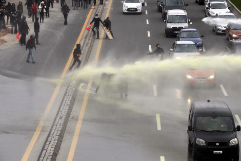 Στην Τουρκία παραλληλίζουν το θάνατο του 15χρονου Eλβάν με εκείνον του Αλέξη Γρηγορόπουλου [εικόνες] | iefimerida.gr 2