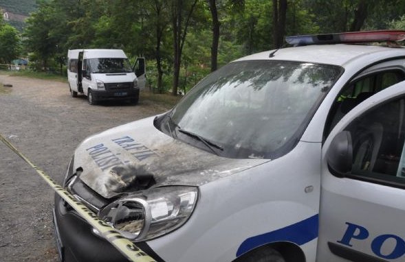 Κρυφός εμφύλιος στην Τουρκία: Δύο νεκροί μετά από επίθεση ενόπλων σε αστυνομικό τμήμα στην Τουρκία [εικόνες] | iefimerida.gr 0