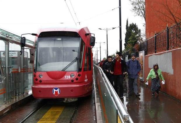Γενικό μπλακ άουτ σε 44 περιοχές στην Τουρκία: Ο Νταβούτογλου μιλά και για τρομοκρατία [εικόνες & βίντεο] | iefimerida.gr 1