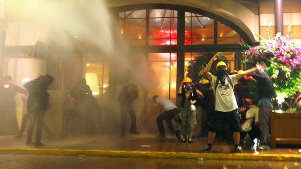 Το διεθνές βραβείο φιλοξενίας πήγε σε ξενοδοχείο της Κωνσταντινούπολης που έκρυψε διαδηλωτές [εικόνες] | iefimerida.gr 1