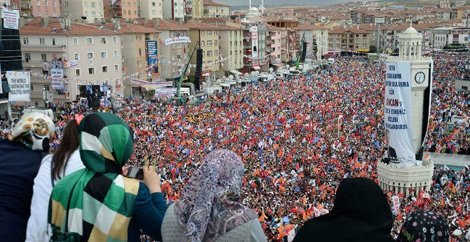 Ο Ερντογάν βρυχάται : Επίδειξη δύναμης στην ομιλία του την ώρα που η αστυνομία έπνιγε την Πόλη στα χημικά [εικόνες] | iefimerida.gr 5