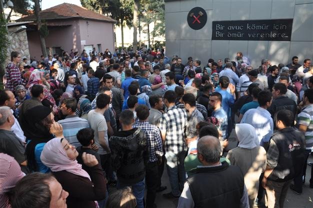 Τραγωδία στην Τουρκία με κατάρρευση ορυχείου -Φόβοι για δεκάδες νεκρούς, εκατοντάδες εγκλωβισμένοι [εικόνες&βίντεο] | iefimerida.gr 1