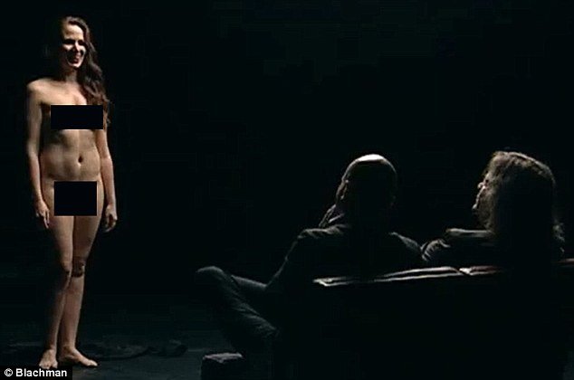 Το πιο σεξιστικό σόου της τηλεόρασης προβάλλεται στη Δανία [εικόνες] | iefimerida.gr 0