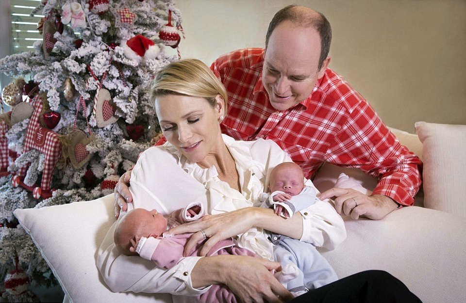 Αυτά είναι τα νέα βασιλικά μωρά -Οι πρώτες φωτογραφίες των διδύμων του Μονακό [εικόνες] | iefimerida.gr 3