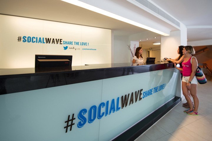 Το πρώτο ξενοδοχείο αποκλειστικά για χρήστες του Twitter – Ολα λειτουργούν με hashtags [εικόνες & βίντεο] | iefimerida.gr 4