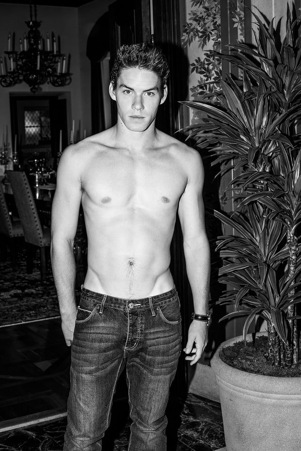 O «καυτός» ανιψιός της Χίλαρι Κλίντον, νέο ατού για τις εκλογές [εικόνες] | iefimerida.gr 3