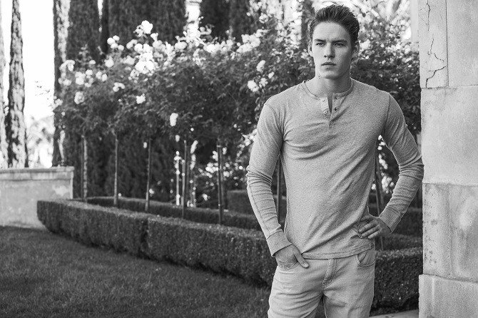 O «καυτός» ανιψιός της Χίλαρι Κλίντον, νέο ατού για τις εκλογές [εικόνες] | iefimerida.gr 2