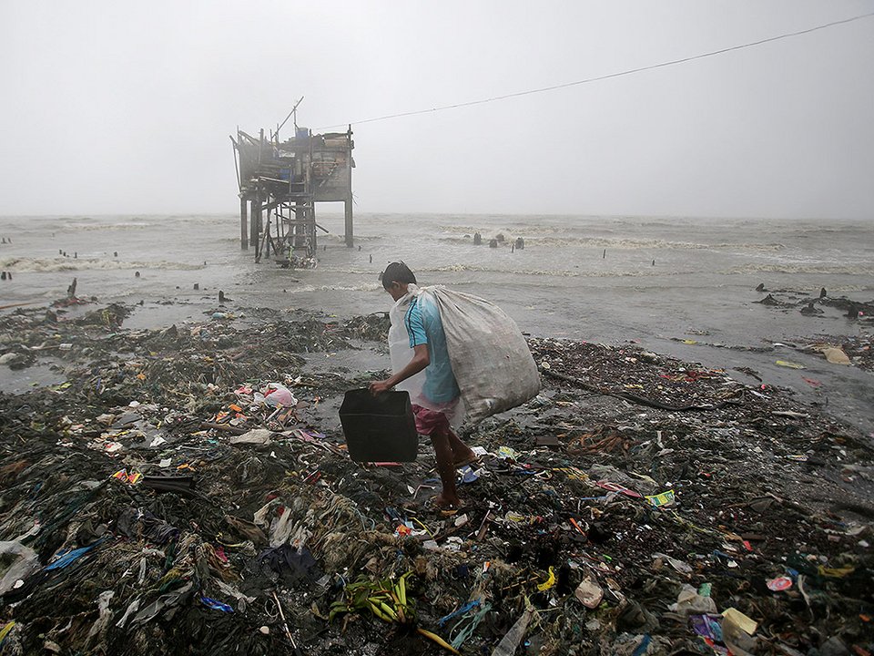 Τυφώνας σαρώνει τις Φιλιππίνες - 2 νεκροί, 16.000 ξεσπιτωμένοι [εικόνες & βίντεο] | iefimerida.gr 3