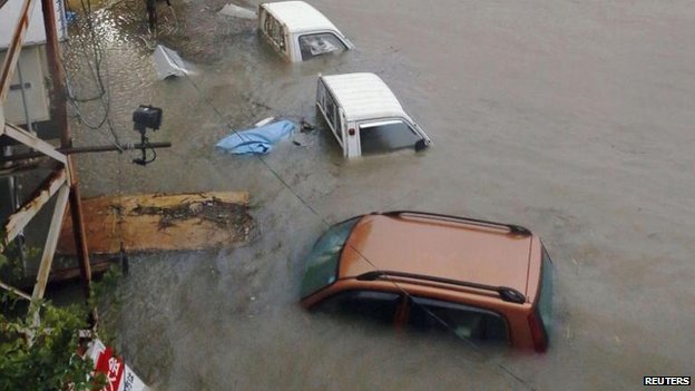 Ισχυρός τυφώνας στην Ιαπωνία -Τουλάχιστον 500.000 άνθρωποι εγκατέλειψαν τα σπίτια τους [εικόνες&βίντεο] | iefimerida.gr 3
