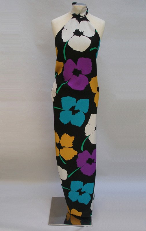  Πέθανε ο σχεδιαστής της Νάνσι Ρίγκαν -Ο Ελληνοαμερικανός Τζέιμς Γκαλάνος [εικόνες]  | iefimerida.gr 2